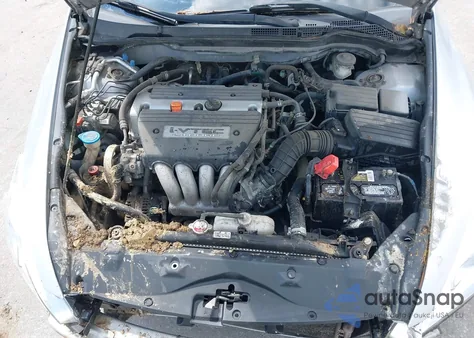 2005 Honda Accord 2.4 Dx z USA, uszkodzony, nr VIN 1HGCM56115A169431